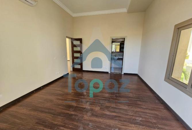 8562275 - Property Image 2