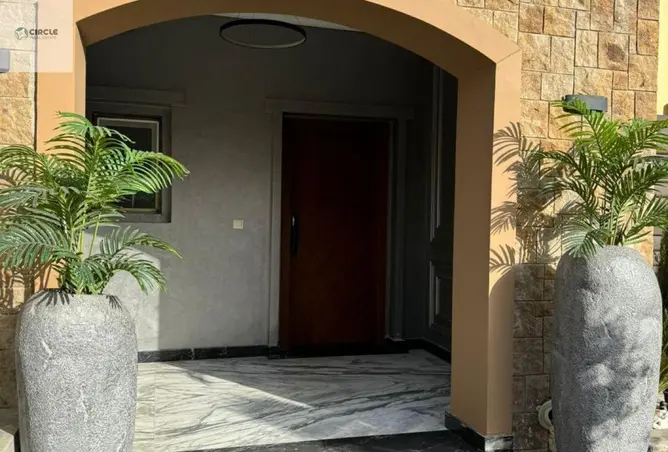 112425260 - Property Image 2