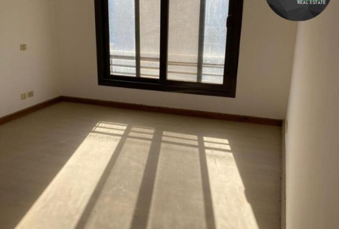 8421439 - Property Image 3