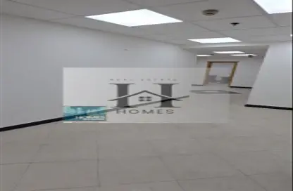 Full Floor - Studio - 4 Bathrooms for rent in Sherket Al Maady St. - New Maadi - Hay El Maadi - Cairo