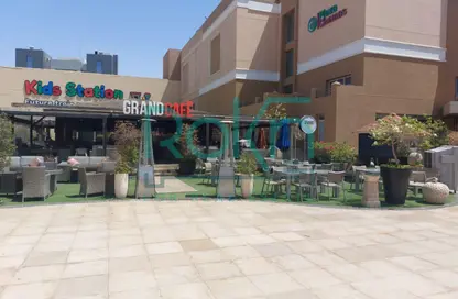 كافتيريا - استوديو - 2 حمامات للايجار في مجرة - محور 26 يوليو - الشيخ زايد - الجيزة