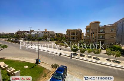 شقة - 3 غرف نوم - 2 حمامات للبيع في غرب الجولف - كمبوندات القطامية - القطامية - مدينة القاهرة الجديدة - القاهرة