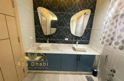 Apartment - 3 Bedrooms - 3 Bathrooms for sale in Privado - Madinaty - Cairo