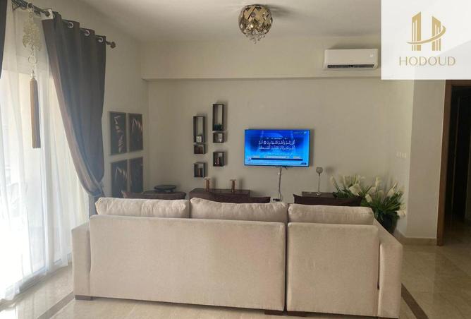 98279684 - Property Image 2