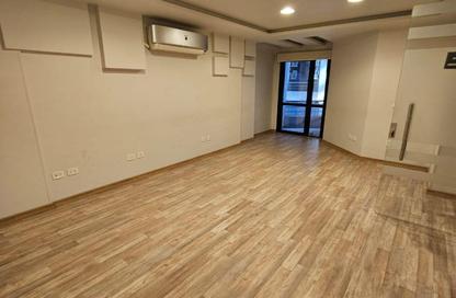 Office Space - 5 Bedrooms - 2 Bathrooms for rent in Rayhanah Plaza - Zahraa El Maadi - Hay El Maadi - Cairo