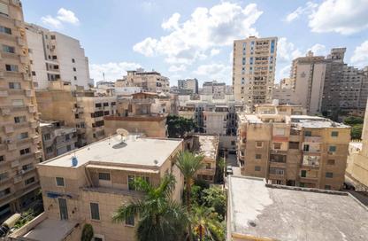 شقة - 3 - 2 للبيع في شارع كفر عبده - كفر عبده - رشدي - حي شرق - الاسكندرية
