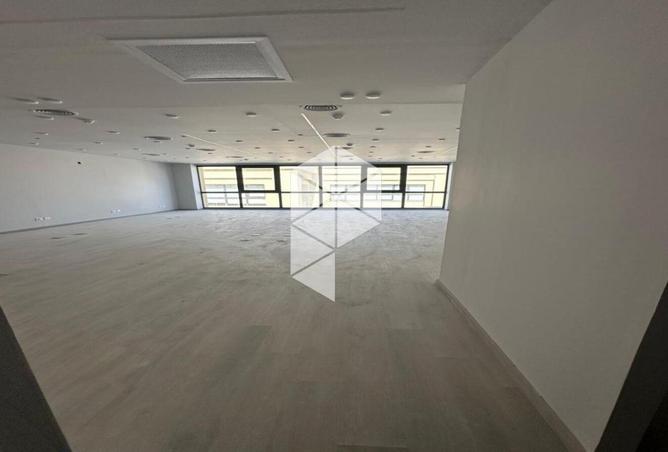 52450947 - Property Image 2