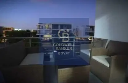 فيلا - 5 غرف نوم - 6 حمامات للبيع في تاج سلطان - الطريق الدائري - القاهرة