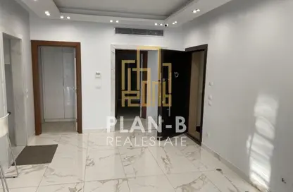 Apartment - 3 Bedrooms - 3 Bathrooms for rent in Six West - Beverly Hills - Sheikh Zayed Compounds - Sheikh Zayed City - Giza