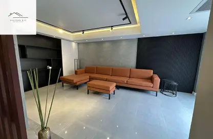 Villa - 3 Bedrooms - 5 Bathrooms for rent in La Terra - South Investors Area - New Cairo City - Cairo