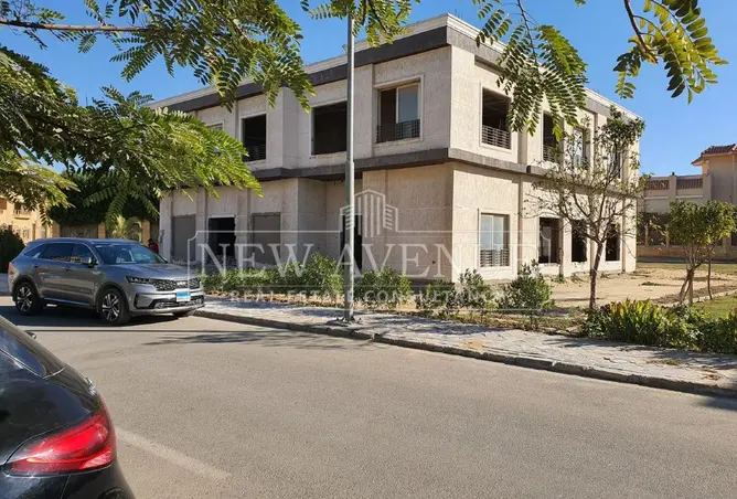 97993658 - Property Image 3