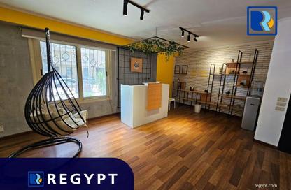 Office Space - 3 Bedrooms - 2 Bathrooms for rent in Al Laselky St. - El Laselky - New Maadi - Hay El Maadi - Cairo