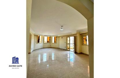 Whole Building - 7+ - 7+ for sale in 1st District - 6 October City - Giza