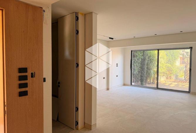 93812763 - Property Image 2