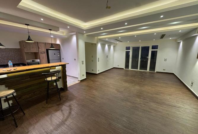 97441401 - Property Image 2