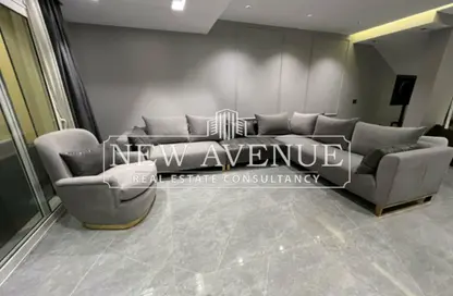 iVilla - 4 Bedrooms - 3 Bathrooms for sale in Mountain View Hyde Park - 5th Settlement Compounds - The 5th Settlement - New Cairo City - Cairo