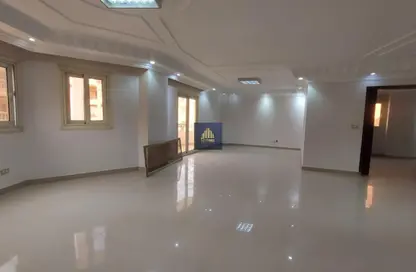 شقة - 4 غرف نوم - 2 حمامات للايجار في مدينة المعراج - زهراء المعادي - حي المعادي - القاهرة