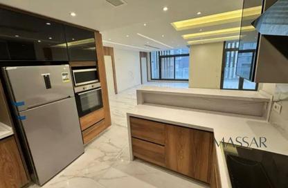Apartment - 3 Bedrooms - 3 Bathrooms for sale in Eastown - 5th Settlement Compounds - The 5th Settlement - New Cairo City - Cairo