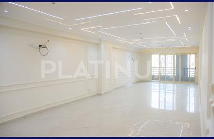 Apartment - 3 Bedrooms - 2 Bathrooms for sale in Suez Canal Road - Moharam Bek - Hay Wasat - Alexandria