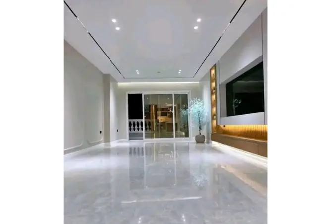 121398885 - Property Image 2