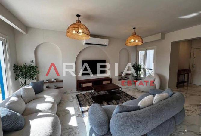 98012345 - Property Main Image