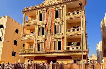 Apartment - 3 Bedrooms - 2 Bathrooms for sale in AiAngle City Mall - New Narges - New Cairo City - Cairo