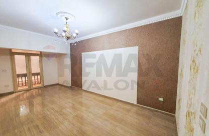 Apartment - 2 Bedrooms - 1 Bathroom for sale in San Stefano - Hay Sharq - Alexandria