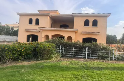 فيلا - 6 غرف نوم - 6 حمامات للبيع في پريڤادو - مدينتي - القاهرة