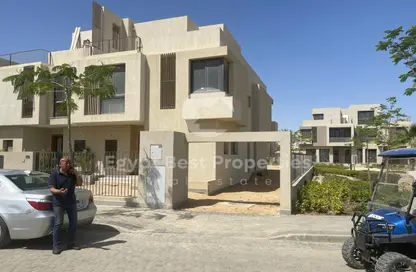 Apartment - 5 Bedrooms - 5 Bathrooms for sale in Sodic East - 6th District - New Heliopolis - Cairo