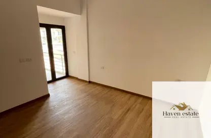 شقة - 3 غرف نوم - 2 حمامات للايجار في مون ريزيدنس - فيفث سكوير - التجمع الخامس - مدينة القاهرة الجديدة - القاهرة