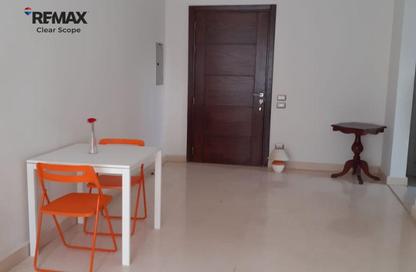 Apartment - Studio - 1 Bathroom for sale in Palm Hills Village Gate - South Investors Area - New Cairo City - Cairo Apartment - Studio - 1 Bathroom for sale in Palm Hills Village Gate - South Investors Area - New Cairo City - Cairo