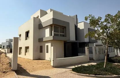 Townhouse - 3 Bedrooms - 3 Bathrooms for sale in Garden Residence - Hyde Park - New Cairo City - Cairo