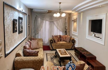 Apartment - 2 Bedrooms - 1 Bathroom for rent in Madkhal Sharkt Al Nakhl Wa Al Handasa St. - Smouha - Hay Sharq - Alexandria Apartment - 2 Bedrooms - 1 Bathroom for rent in Madkhal Sharkt Al Nakhl Wa Al Handasa St. - Smouha - Hay Sharq - Alexandria
