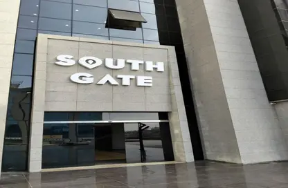 Office Space - 1 Bedroom - 1 Bathroom for rent in South Gate Mall - South Teseen St. - The 5th Settlement - New Cairo City - Cairo