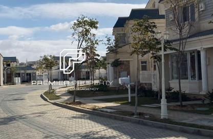 Villa - 4 Bedrooms - 3 Bathrooms for sale in Mountain View 3 - 5th Settlement Compounds - The 5th Settlement - New Cairo City - Cairo
