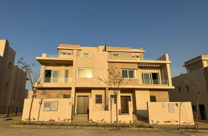 Villa - 4 - 4 for sale in New Giza - Cairo Alexandria Desert Road - 6 October City - Giza