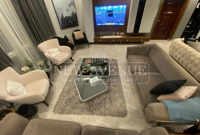121655554 - Property Image 2