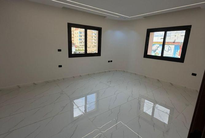 57748380 - Property Image 3