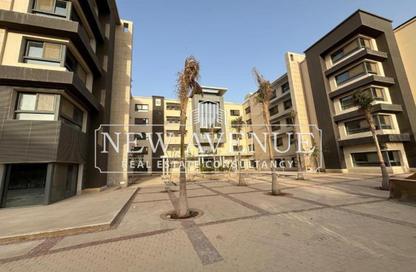 Office Space - 3 Bedrooms - 1 Bathroom for sale in New Giza - Cairo Alexandria Desert Road - 6 October City - Giza