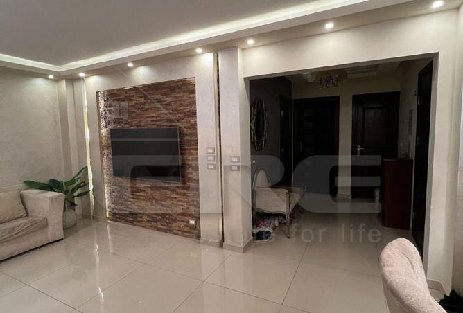 70369463 - صورة العقار 2