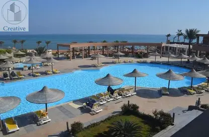 Chalet - 2 Bedrooms - 1 Bathroom for sale in Bella Romance - Romance - Al Ain Al Sokhna - Suez