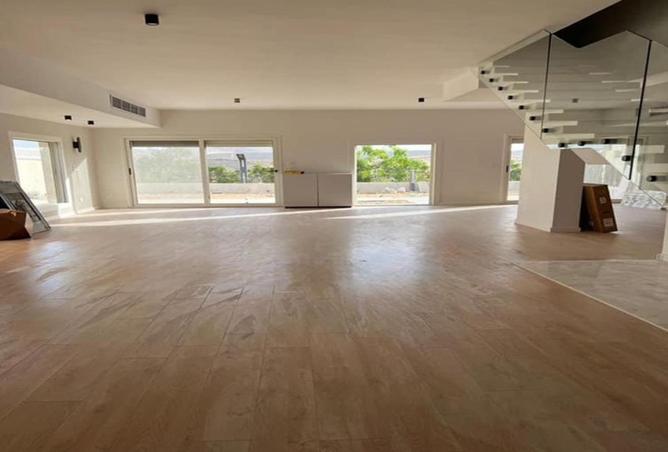 8630072 - Property Image 3