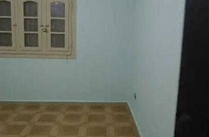 شقة - 3 غرف نوم - 2 حمامات للايجار في شارع الجزيرة - المستثمرين الجنوبية - مدينة القاهرة الجديدة - القاهرة