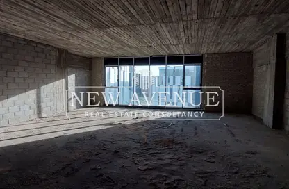 Office Space - 3 Bedrooms - 2 Bathrooms for sale in Hyde Park Business District Mall - South Teseen St. - The 5th Settlement - New Cairo City - Cairo