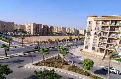 شقة - 3 غرف نوم - 2 حمامات للبيع في شارع يوسف السباعي - الرحاب المرحلة الأولى - الرحاب - مدينة القاهرة الجديدة - القاهرة