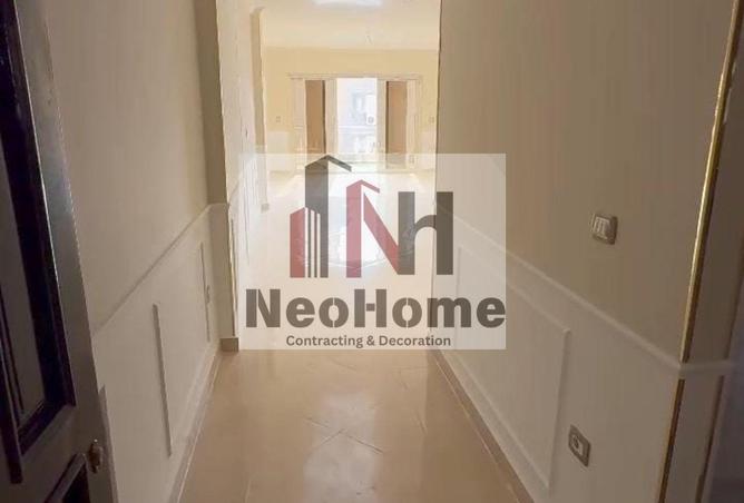 106860702 - Property Image 2