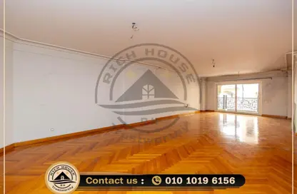 شقة - 3 غرف نوم - 3 حمامات للايجار في شارع محمد فوزي معاذ - سموحة - حي شرق - الاسكندرية