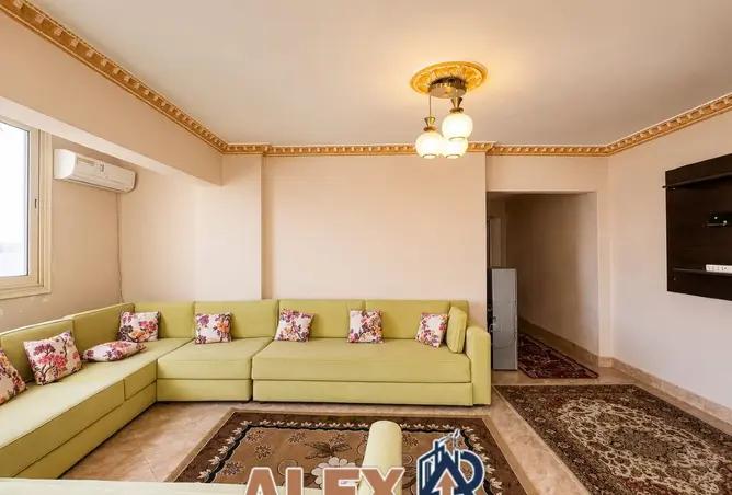 100083005 - Property Image 3