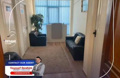 عيادة - 2 غرف نوم - 1 حمام للايجار في روضة زايد - الحي الثاني عشر - الشيخ زايد - الجيزة