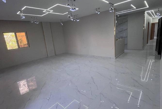73772136 - Property Main Image